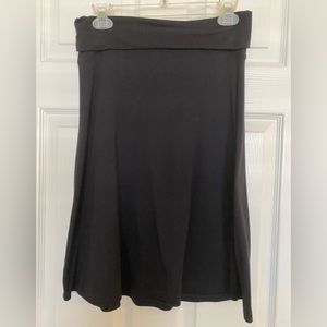 Old Navy knee-length maxi skirt, black, size S